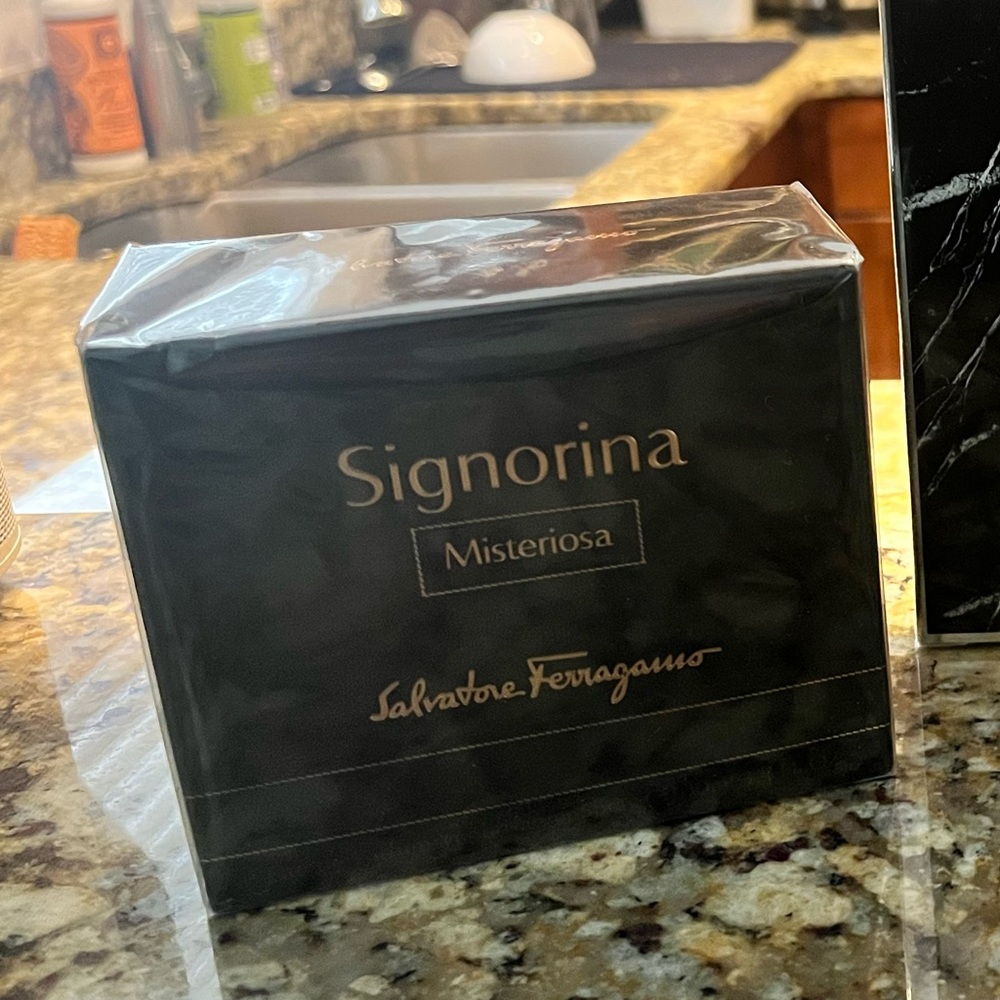 Ferragamo Signorina Misteriosa EDP 100ml/3.4oz (Bottle)